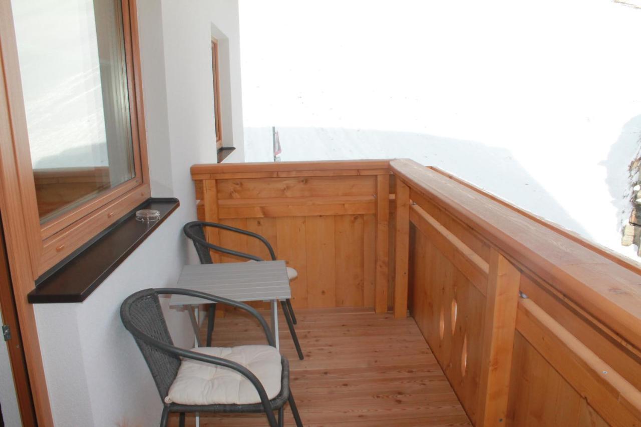 Haus Sennhof Apartment Umhausen Bagian luar foto